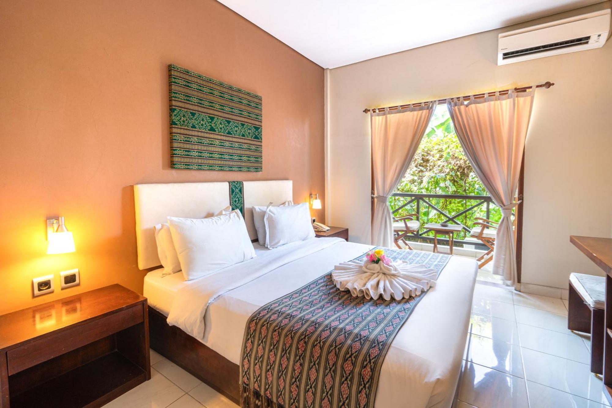 Samawa Transit Hotel Sumbawa Besar Exteriör bild