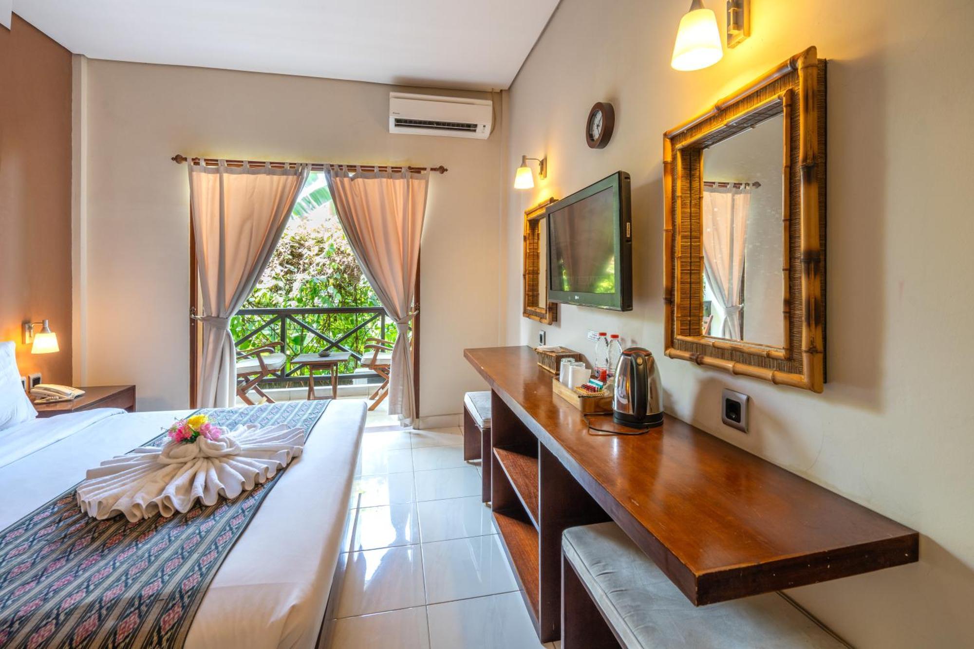 Samawa Transit Hotel Sumbawa Besar Exteriör bild