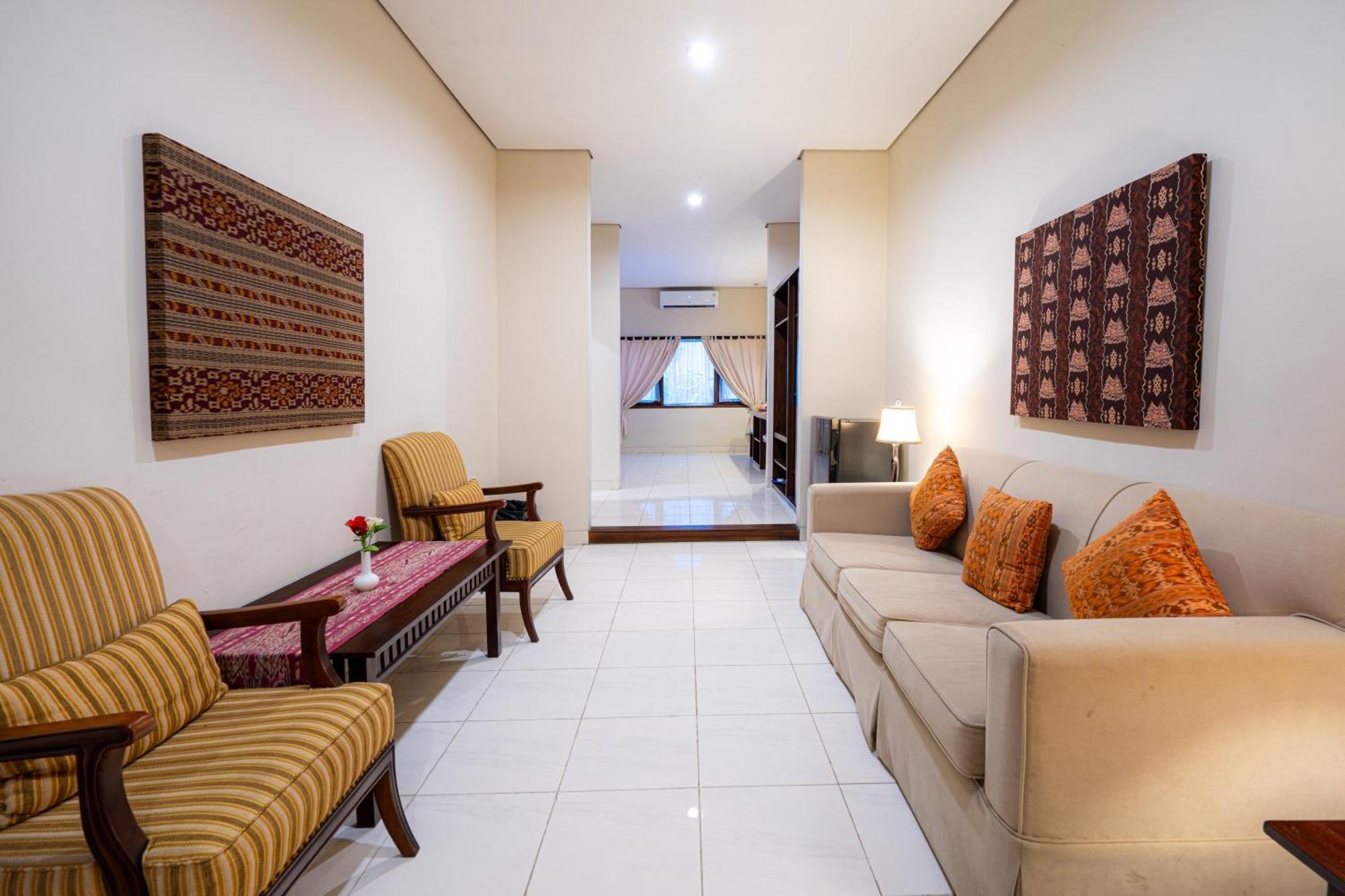 Samawa Transit Hotel Sumbawa Besar Exteriör bild